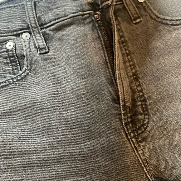 Madewell Women's Gray Distressed Jeans - Picture 3 of 13